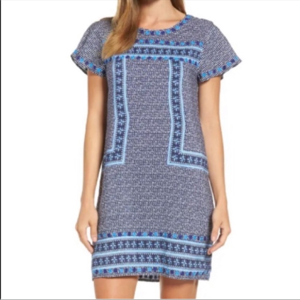 NEW Vineyard Vines Blue Embroidered Floral Mini Short Sleeve Shift Sheath Dress